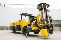Jumbo Hidráulico, con Cambiador de Varillas Automático HT71